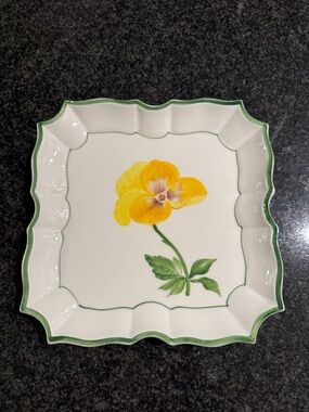 Vietri Yellow Pansy Ceramic Square Serving Platter with Green Rim